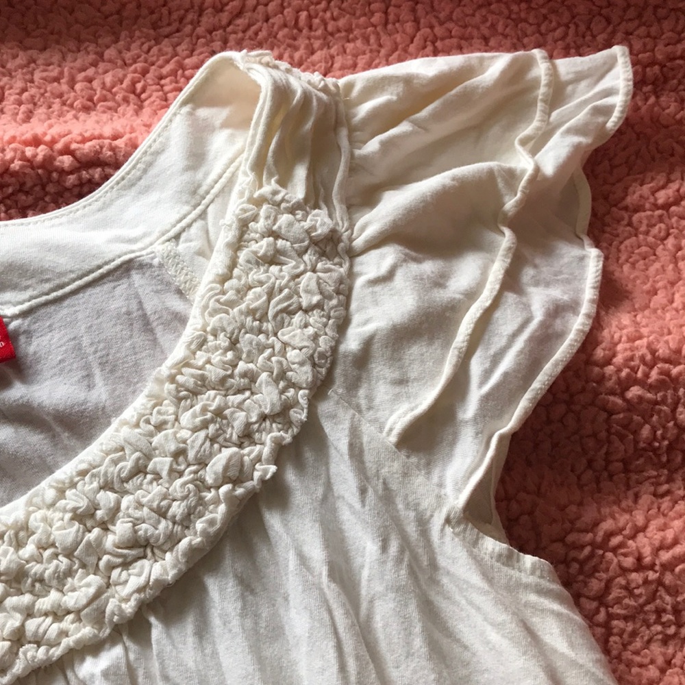 Elle Ruffle Cap Sleeved Top - Picture 3 of 6